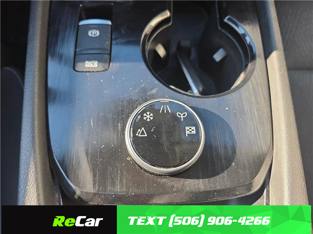 2024 Nissan Rogue SV Moonroof