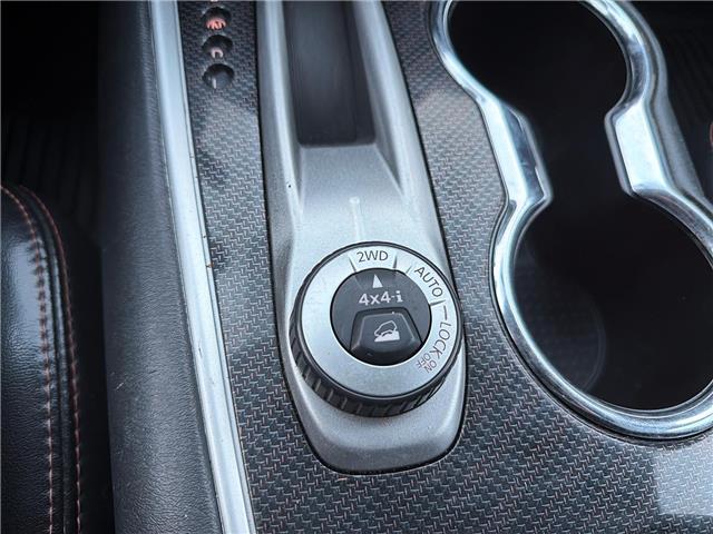 2020 Nissan Pathfinder SL Premium