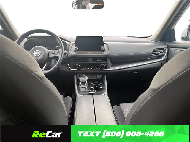 2024 Nissan Rogue SV Moonroof