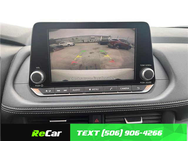 2024 Nissan Rogue SV Moonroof