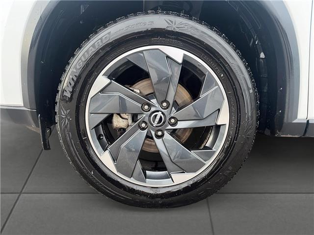 2024 Nissan Rogue SV Moonroof