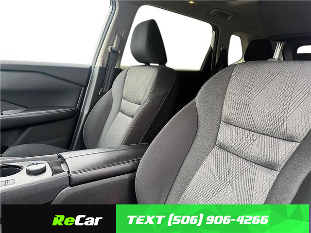 2024 Nissan Rogue SV Moonroof