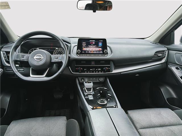 2024 Nissan Rogue SV Moonroof