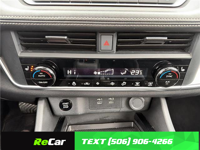 2024 Nissan Rogue SV Moonroof