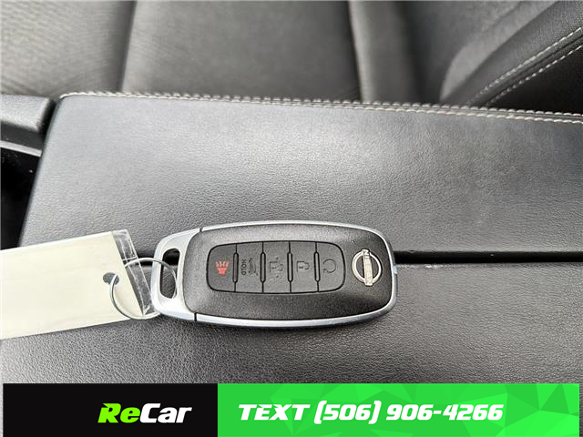 2024 Nissan Rogue SV Moonroof