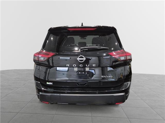 2024 Nissan Rogue SV Moonroof