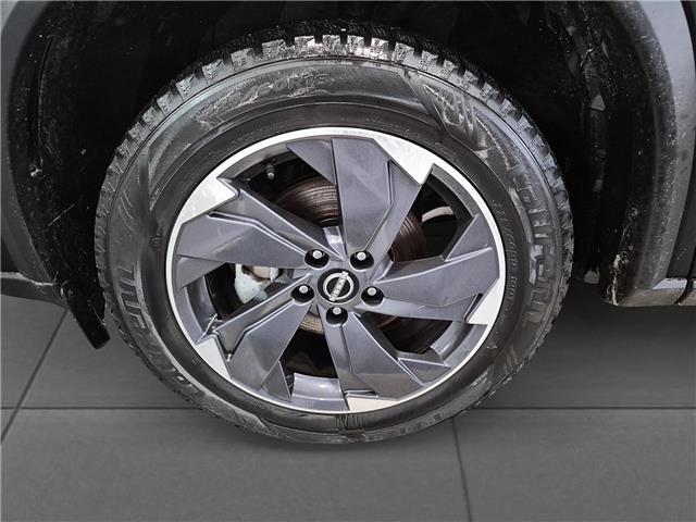 2024 Nissan Rogue SV Moonroof