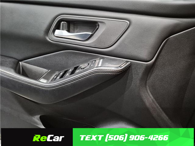 2024 Nissan Rogue SV Moonroof