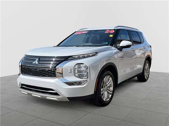 2024 Mitsubishi Outlander Plug-In Hybrid LE