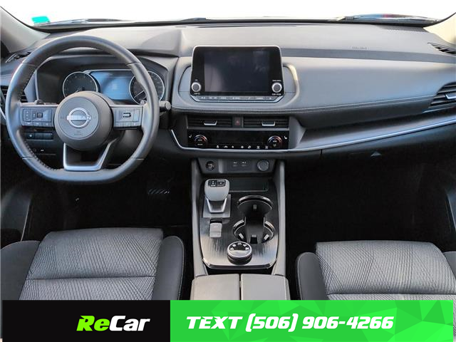 2024 Nissan Rogue SV Moonroof