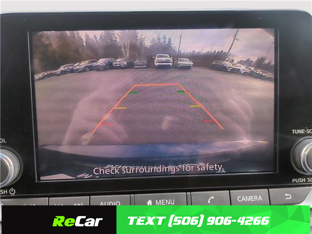 2024 Nissan Rogue SV Moonroof