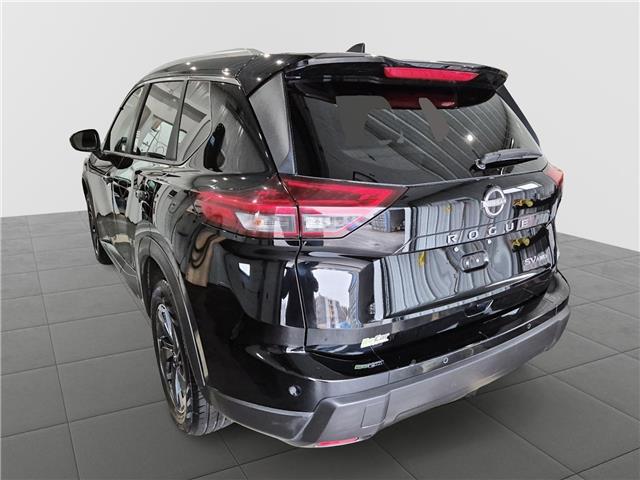 2024 Nissan Rogue SV Moonroof