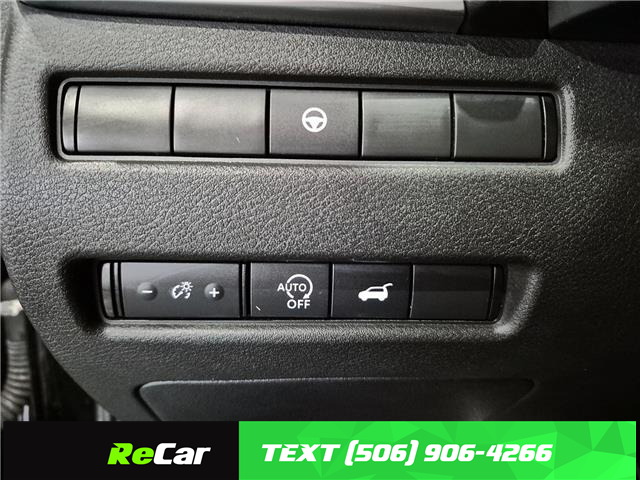 2024 Nissan Rogue SV Moonroof