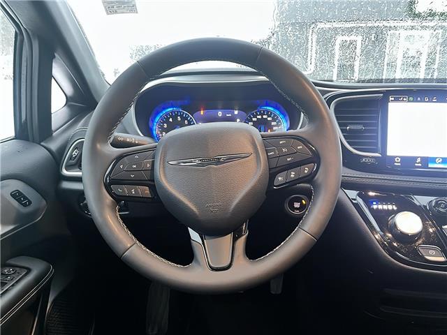 2024 Chrysler Pacifica Touring-L