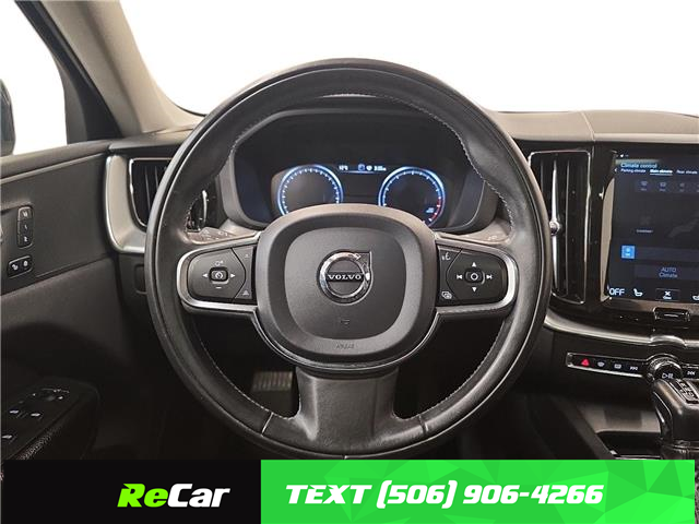 2020 Volvo XC60 T6 Momentum