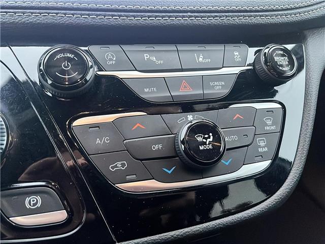 2024 Chrysler Pacifica Touring-L