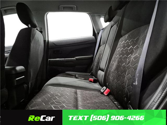 2023 Mitsubishi RVR ES