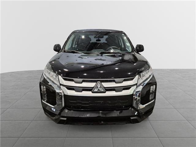 2023 Mitsubishi RVR ES