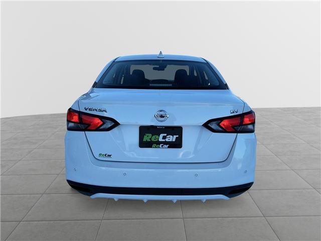 2022 Nissan Versa SV