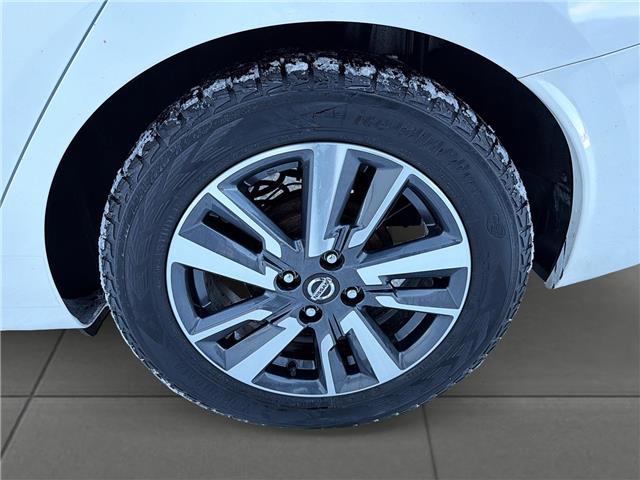 2022 Nissan Versa SV