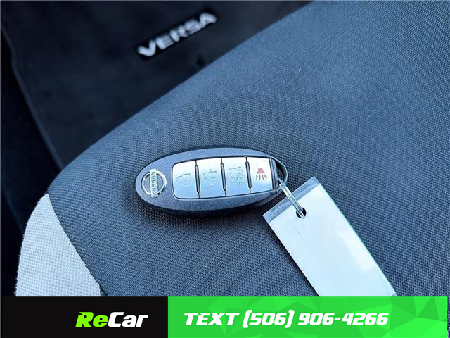 2022 Nissan Versa SV