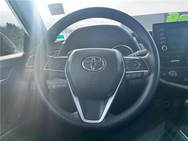2024 Toyota Camry Hybrid LE