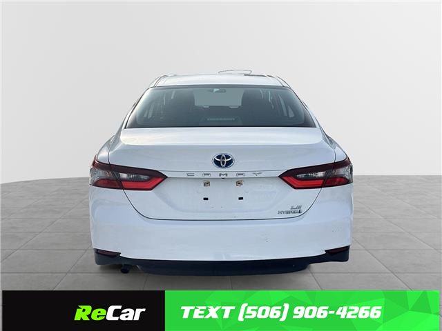 2024 Toyota Camry Hybrid LE