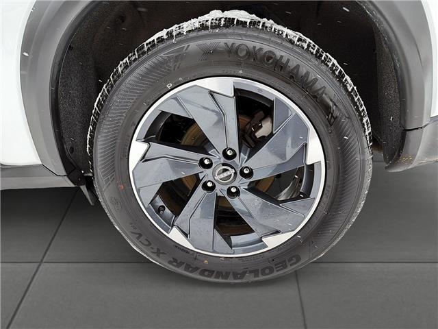 2024 Nissan Rogue SV Moonroof