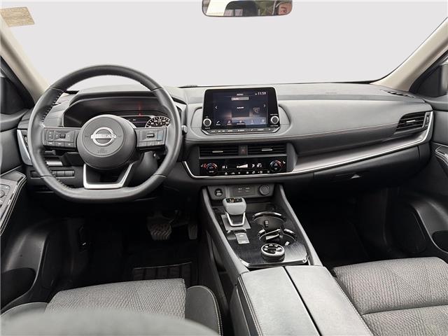 2024 Nissan Rogue SV Moonroof