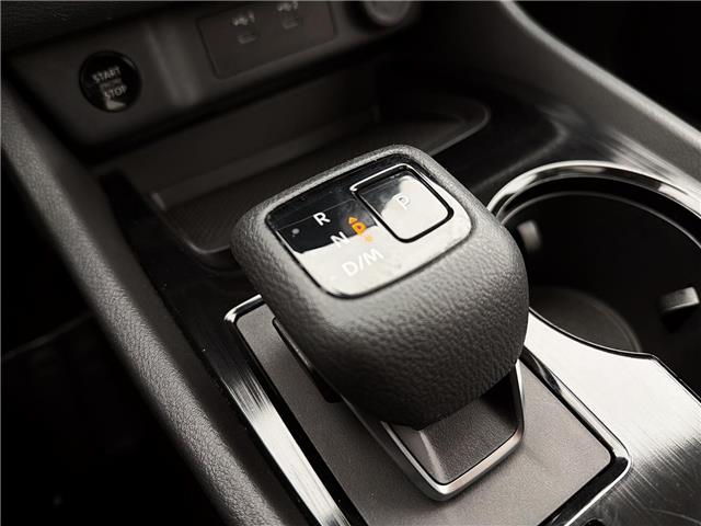 2024 Nissan Rogue SV Moonroof