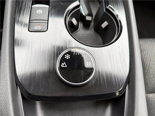 2024 Nissan Rogue SV Moonroof