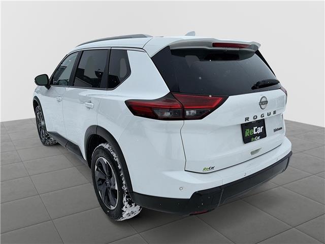 2024 Nissan Rogue SV Moonroof