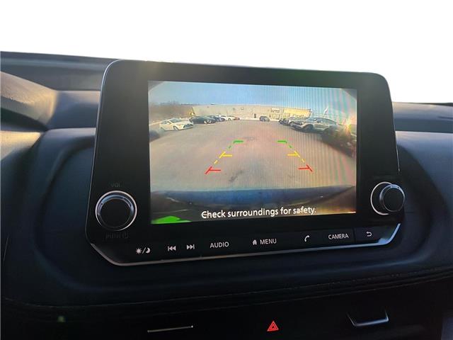 2024 Nissan Rogue SV Moonroof