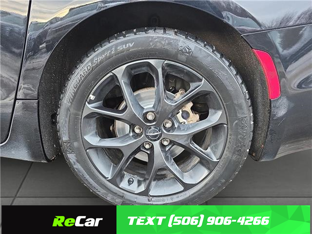 2024 Chrysler Pacifica Touring-L