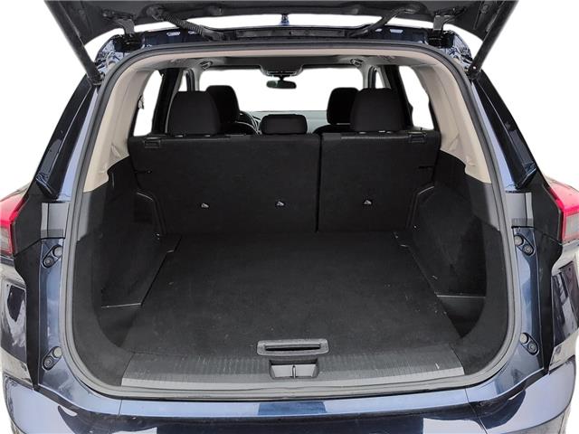 2024 Nissan Rogue SV Moonroof