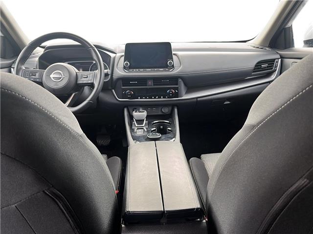 2024 Nissan Rogue SV Moonroof