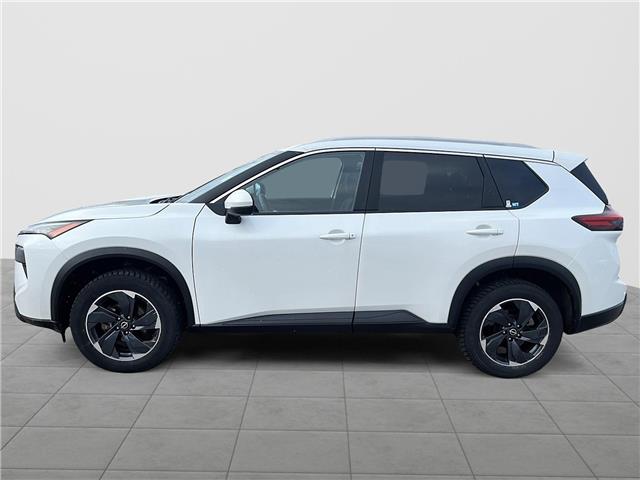 2024 Nissan Rogue SV Moonroof