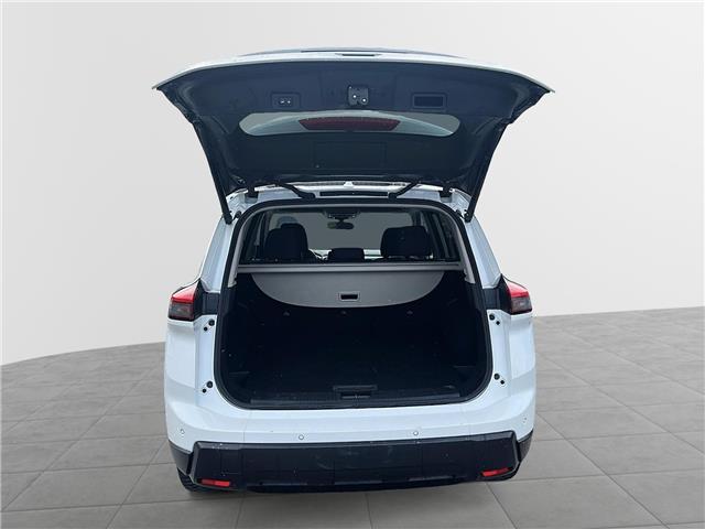 2024 Nissan Rogue SV Moonroof