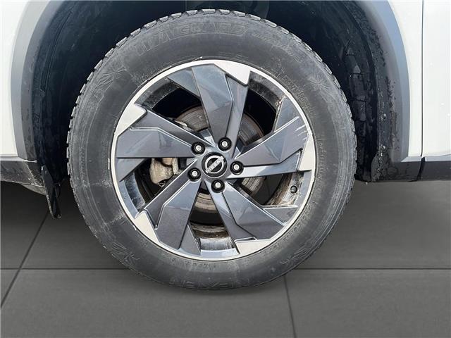 2024 Nissan Rogue SV Moonroof