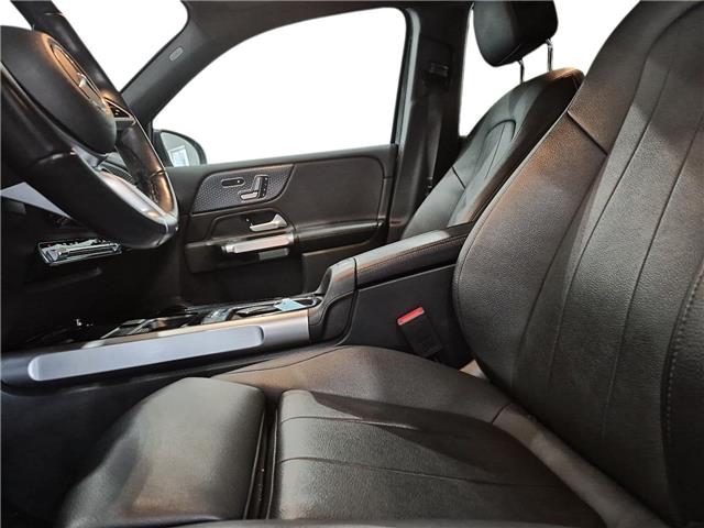 2024 Mercedes-Benz GLB 250 