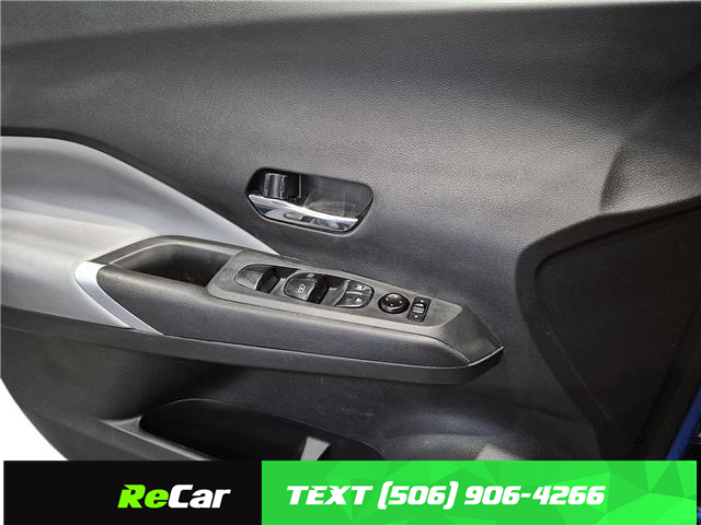 2021 Nissan Kicks SR