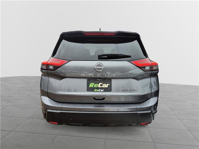 2024 Nissan Rogue SV Moonroof