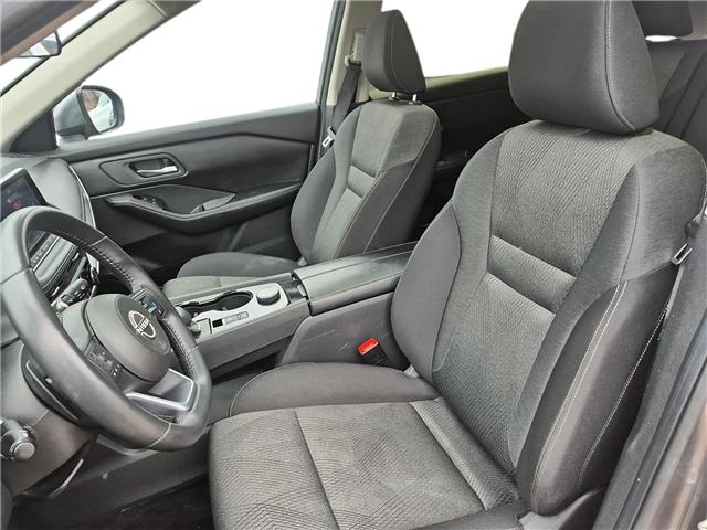 2024 Nissan Rogue SV Moonroof