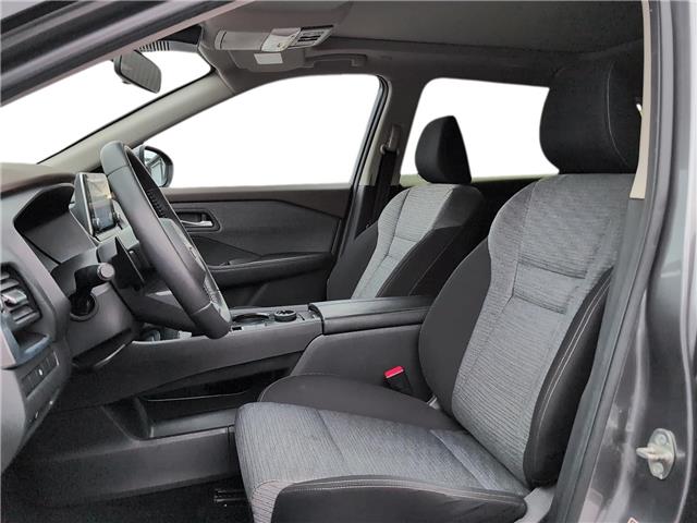 2023 Nissan Rogue SV Moonroof