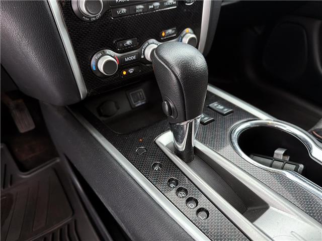 2020 Nissan Pathfinder SV Tech