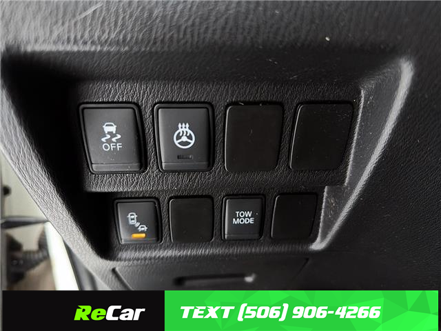 2020 Nissan Pathfinder SV Tech