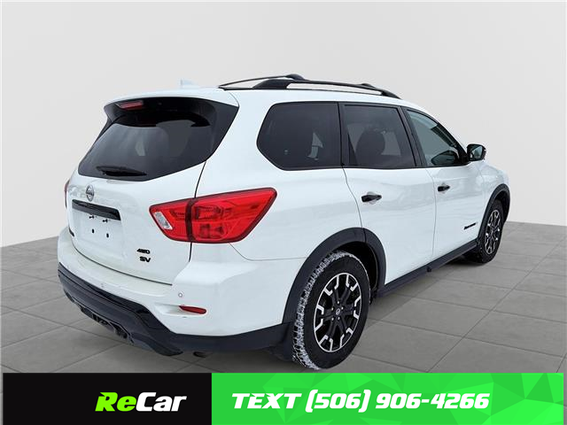 2020 Nissan Pathfinder SV Tech