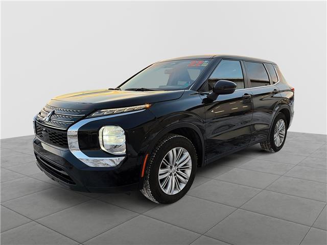 2022 Mitsubishi Outlander ES