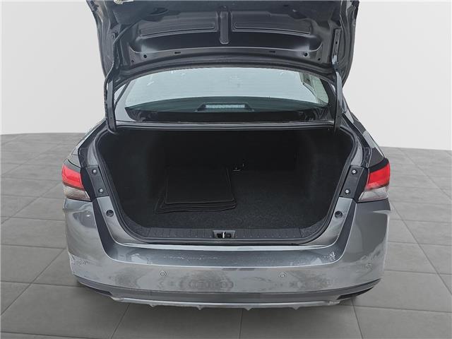 2024 Nissan Versa SR