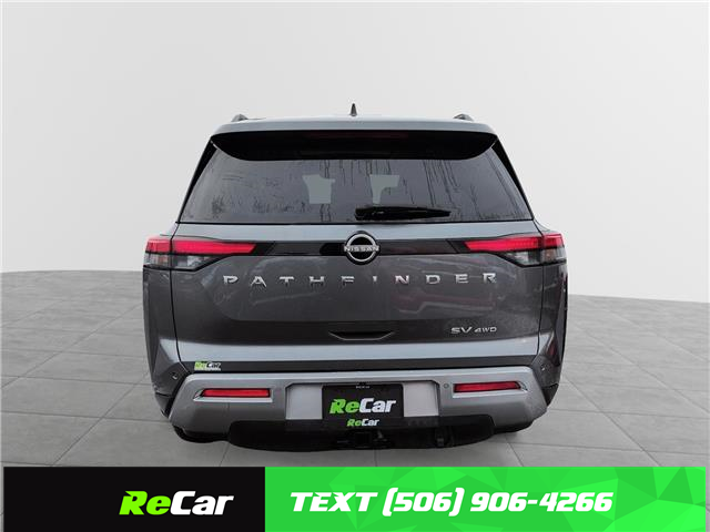 2024 Nissan Pathfinder SV